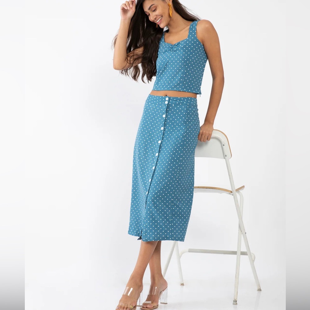 Elegant Teal Polka Dot Midi Skirt - Picture 2 of 5